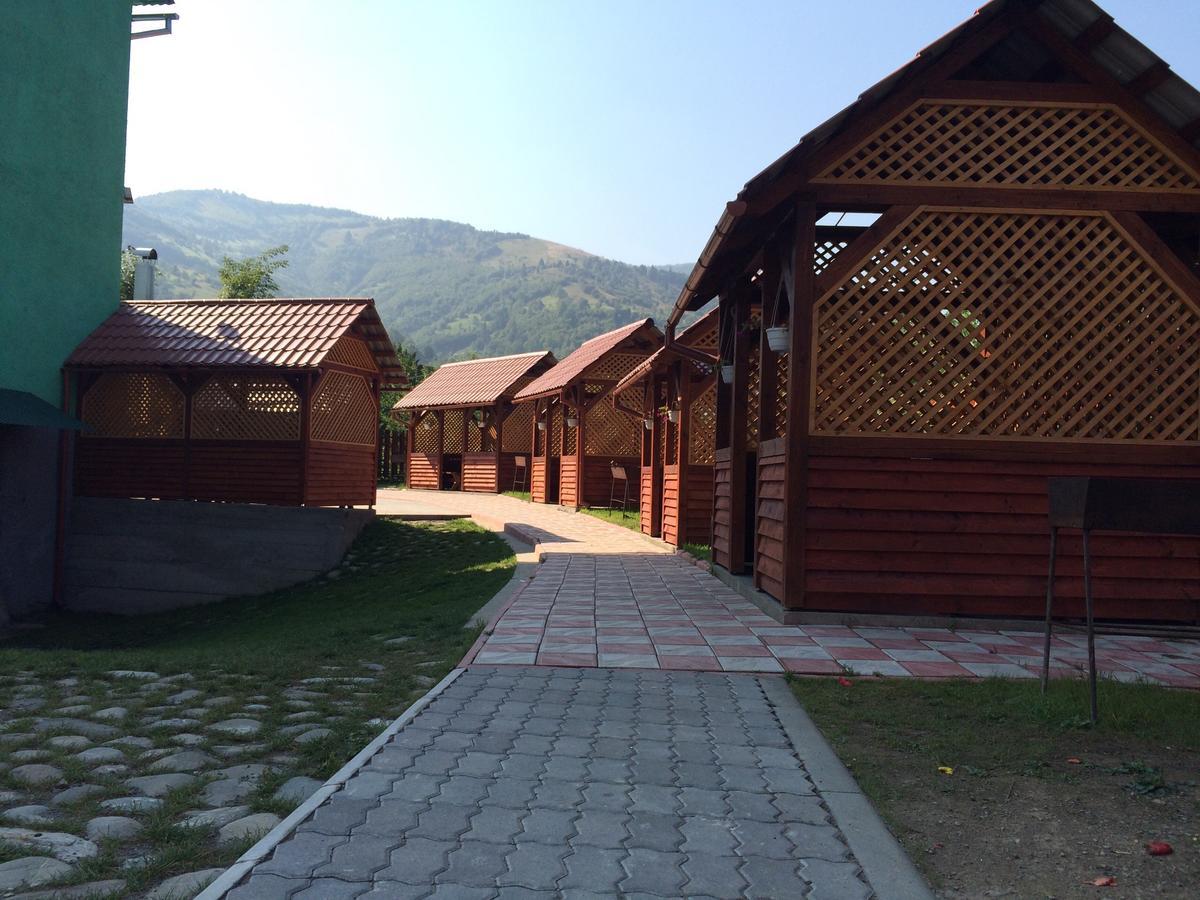 Dream Hostel Carpathians Rachiw Exterior foto