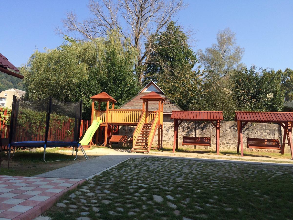 Dream Hostel Carpathians Rachiw Exterior foto